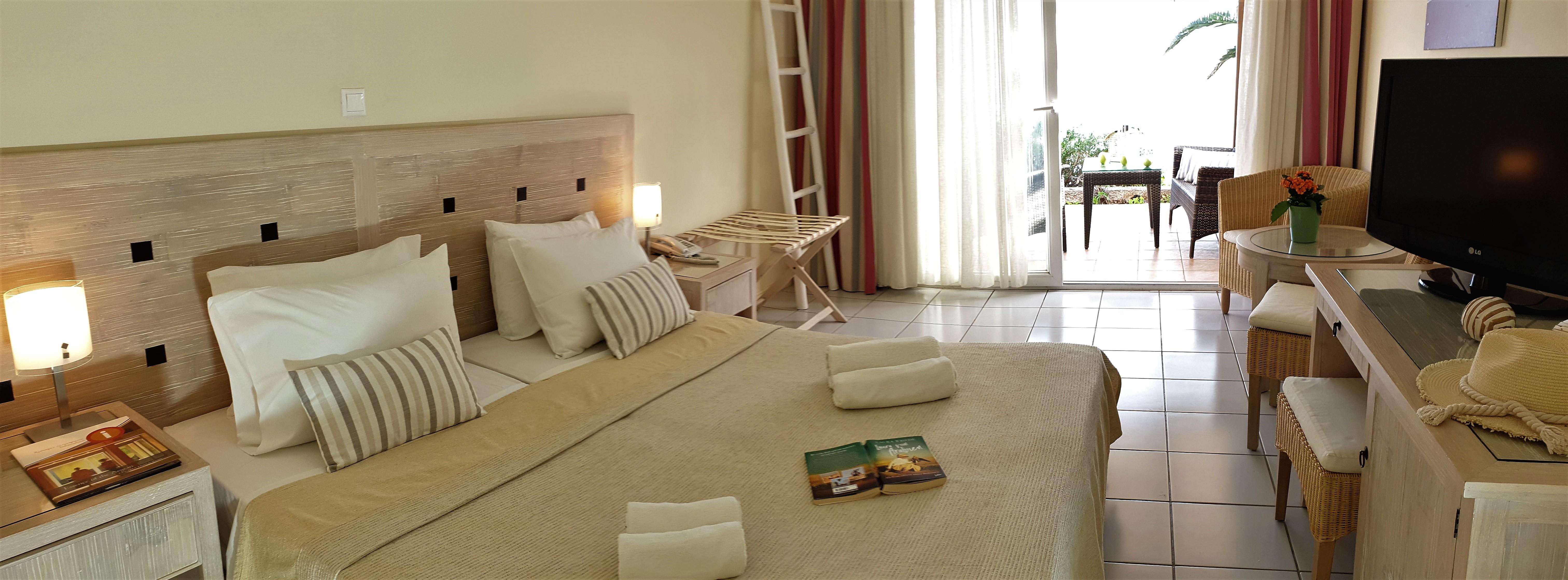 Erytha Hotel & Resort Chios Karfas Exterior foto